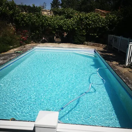 Propriete 2 Mas, Piscine Parking, 10 Pers Casa de Férias Mudaison