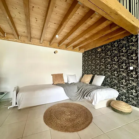 Propriete 2 Mas, Piscine Parking, 10 Pers Holiday home Mudaison